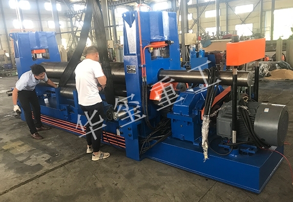 大型上輥萬(wàn)能式卷板機