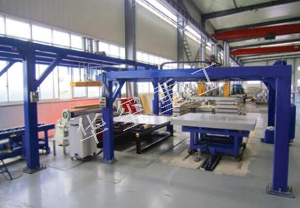 LNG全數控四輥生產(chǎn)線(xiàn)